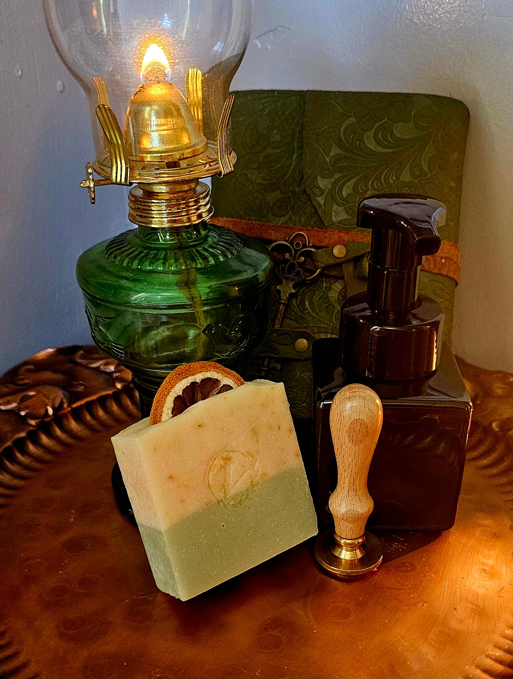 3.5 oz Lemon and eucalyptus soap